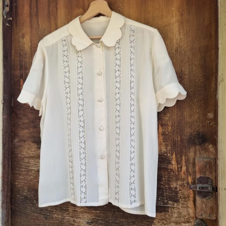 Camicia vintage Seta e pizzo. - immagine 3