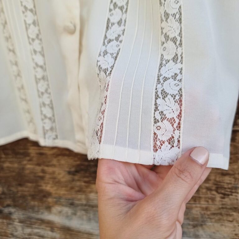 Camicia vintage Seta e pizzo. - immagine 4
