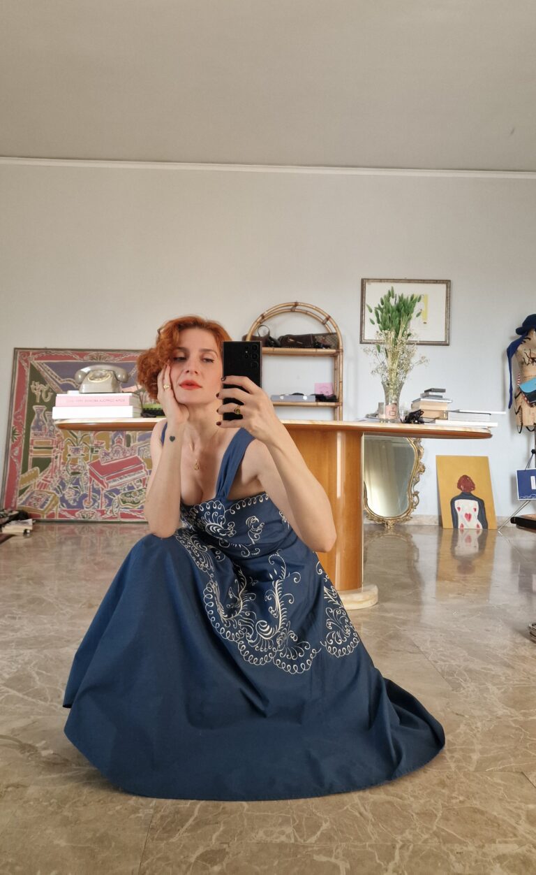 Autentico abito vintage anni 50 con ricami taffetà di cotone - immagine 2