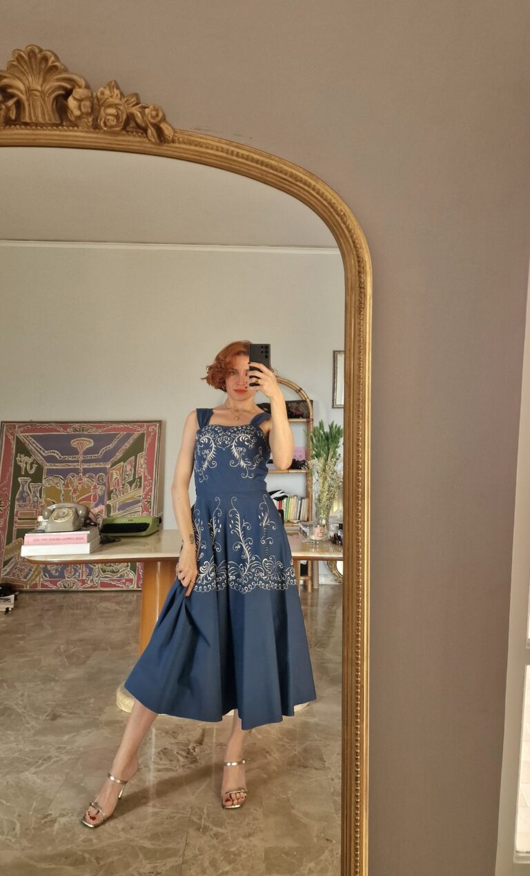 Autentico abito vintage anni 50 con ricami taffetà di cotone
