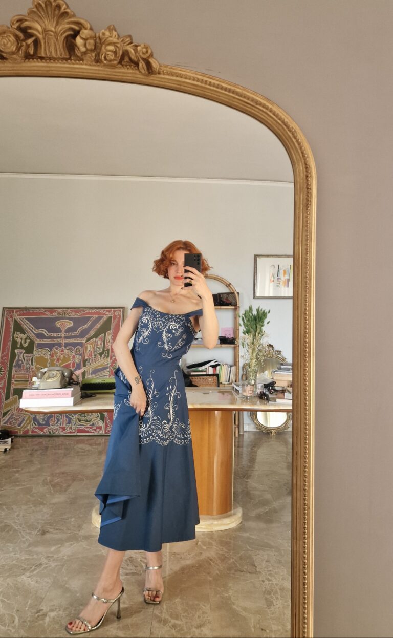 Autentico abito vintage anni 50 con ricami taffetà di cotone - immagine 3