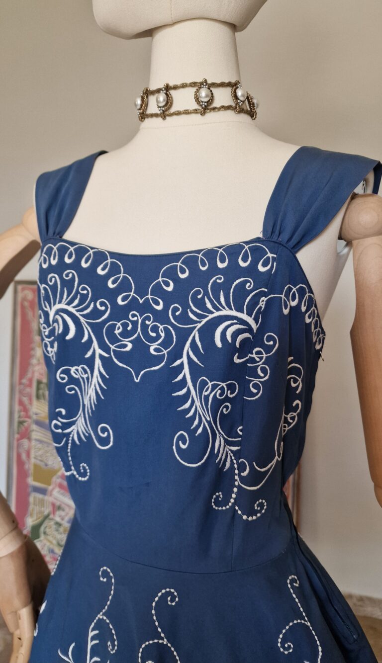 Autentico abito vintage anni 50 con ricami taffetà di cotone - immagine 12