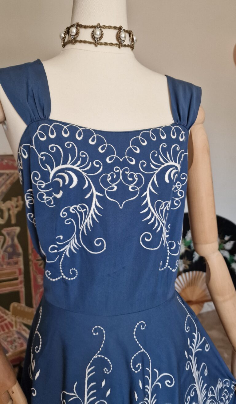 Autentico abito vintage anni 50 con ricami taffetà di cotone - immagine 15