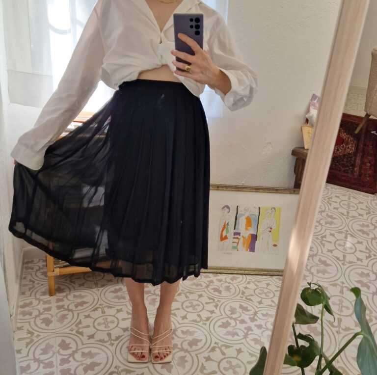 Perfect chiffon black skirt - immagine 2