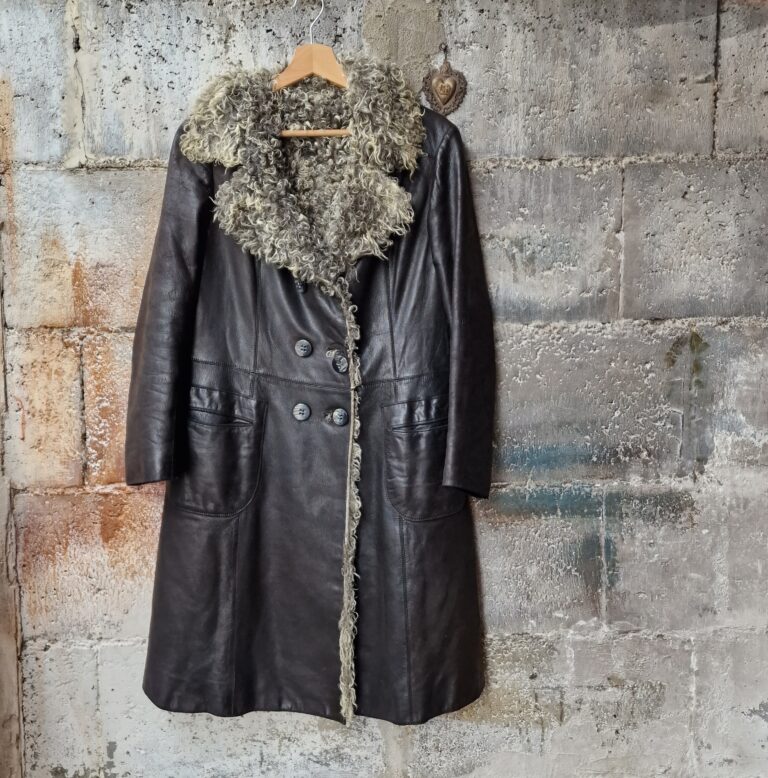 Cappotto vintage anni 70 in pelle e pelliccia - immagine 9
