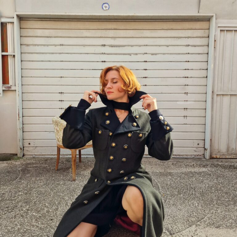 Moschino Couture cappotto vintage da collezione - immagine 2