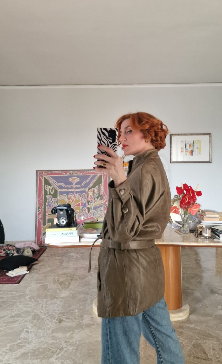 Parka vintage in vera pelle color Kaki - immagine 5