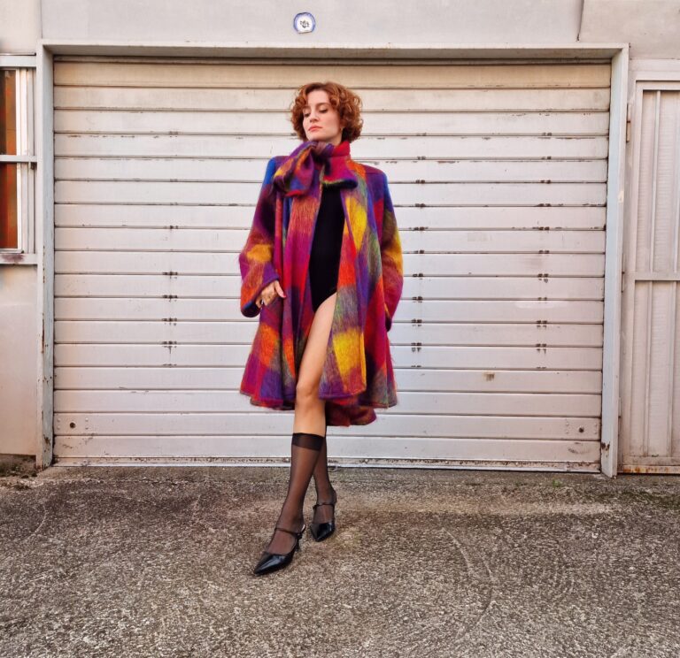 "Valentino Boutique" very rare vintage cape coat - immagine 16