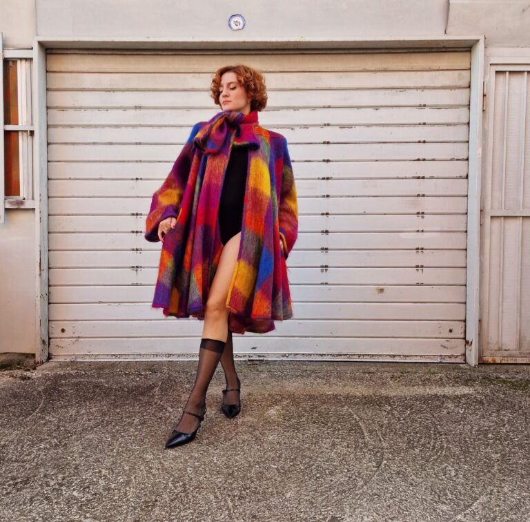 "Valentino Boutique" very rare vintage cape coat - immagine 17