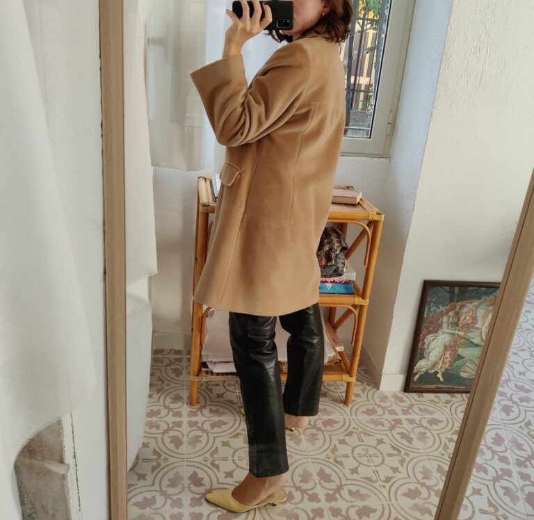 Cappottino vintage ma nuovo Pura Lana - immagine 2