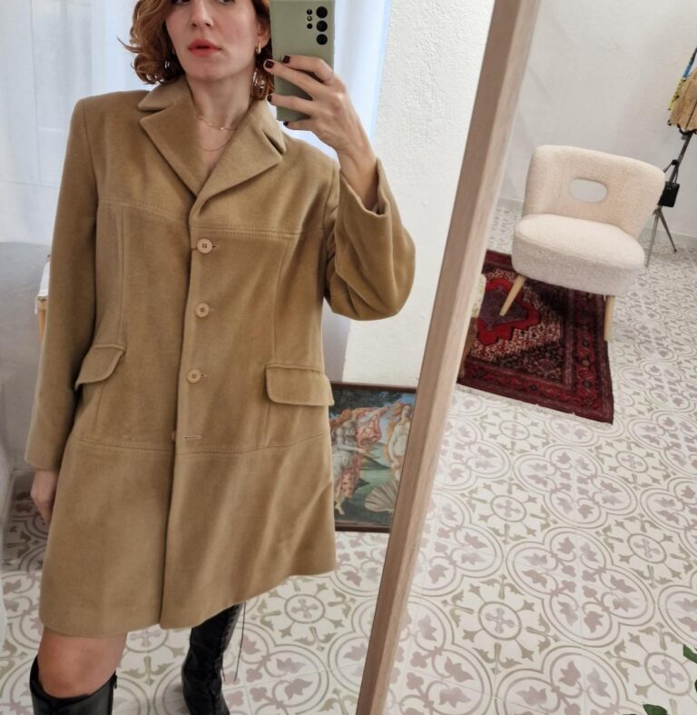 Cappottino vintage ma nuovo Pura Lana - immagine 5