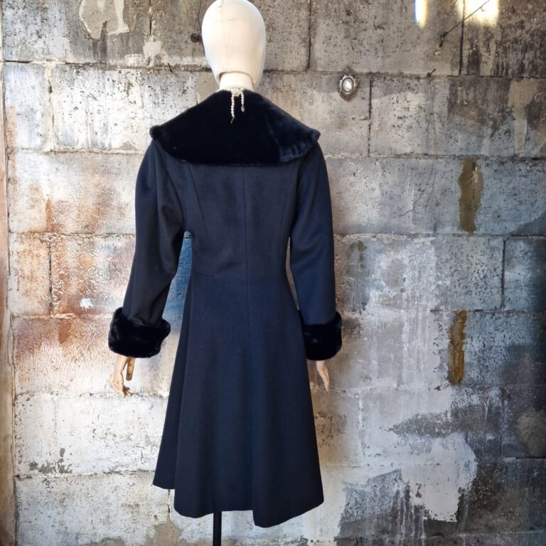 Cappotto vintage by DIOR anni 90 - immagine 16