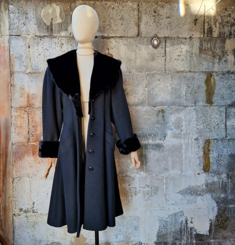 Cappotto vintage by DIOR anni 90 - immagine 12
