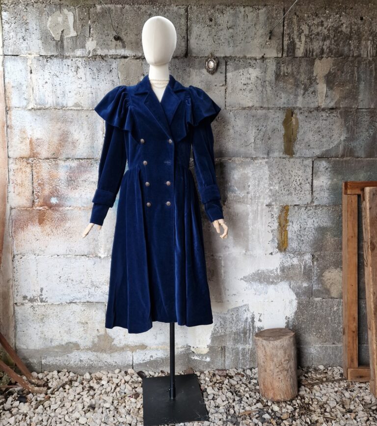 Roccobarocco vintage coat velluto