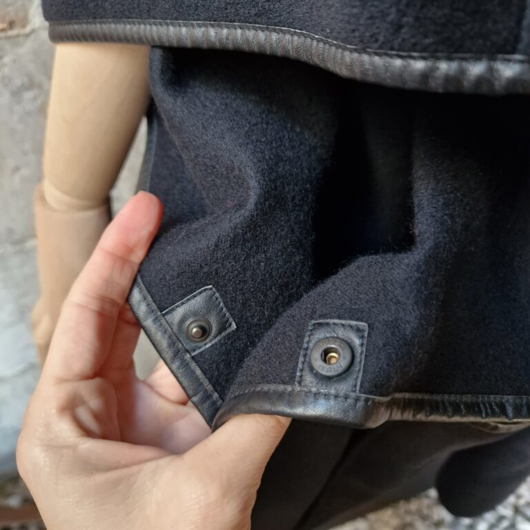 Max Mara mantella nera in pregiato Super Cashmere - immagine 14