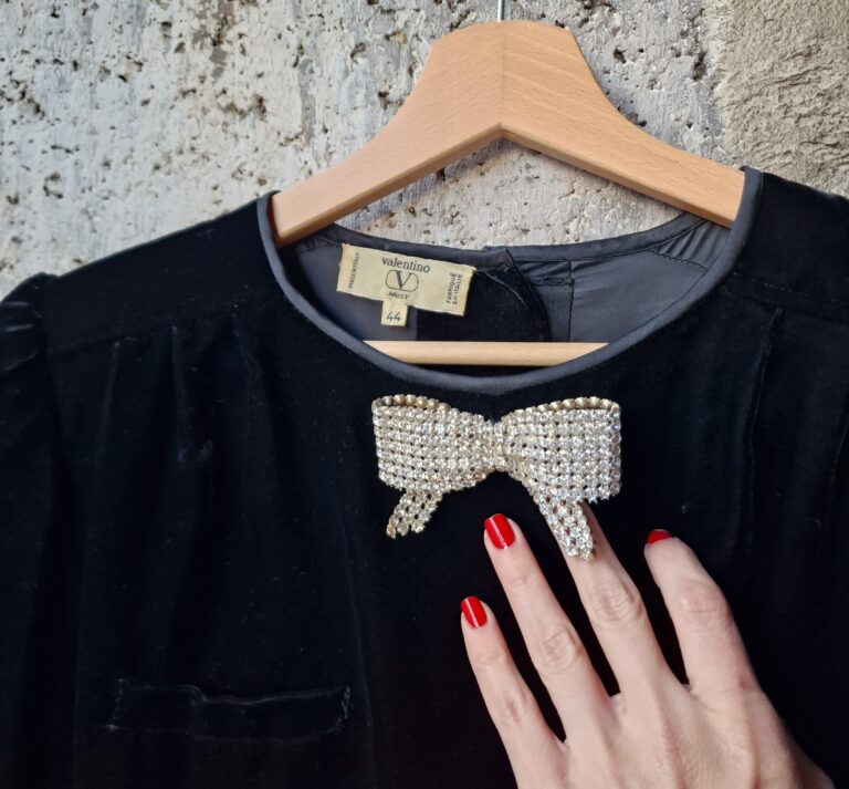 Abito vintage Valentino in velluto di Seta - immagine 12