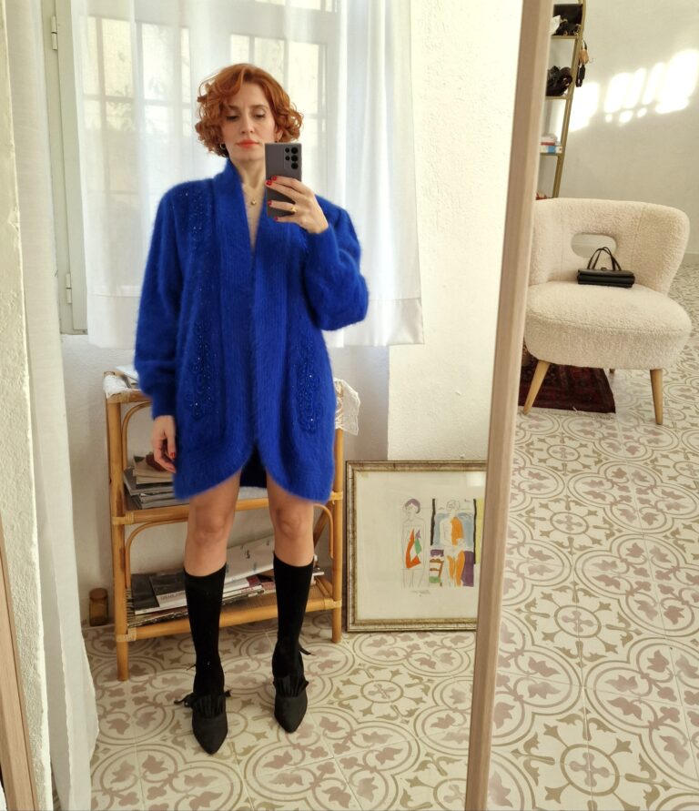 Capospalla in Pregiata Lana angora blu royal - immagine 8