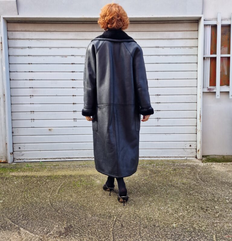 Cappotto lungo in pelle vintage con ecopelliccia - immagine 7
