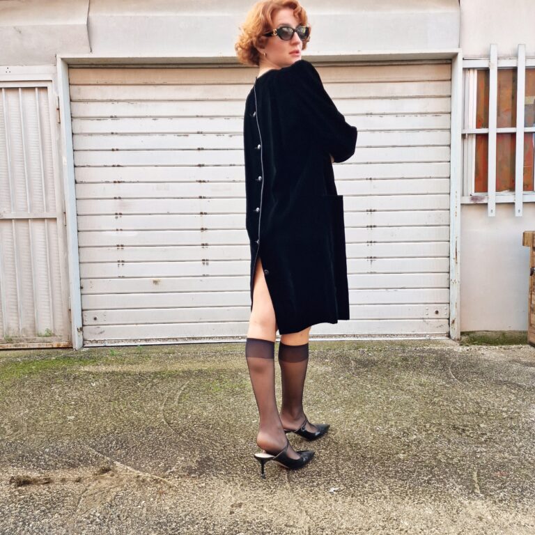 Abito vintage Valentino in velluto di Seta - immagine 7