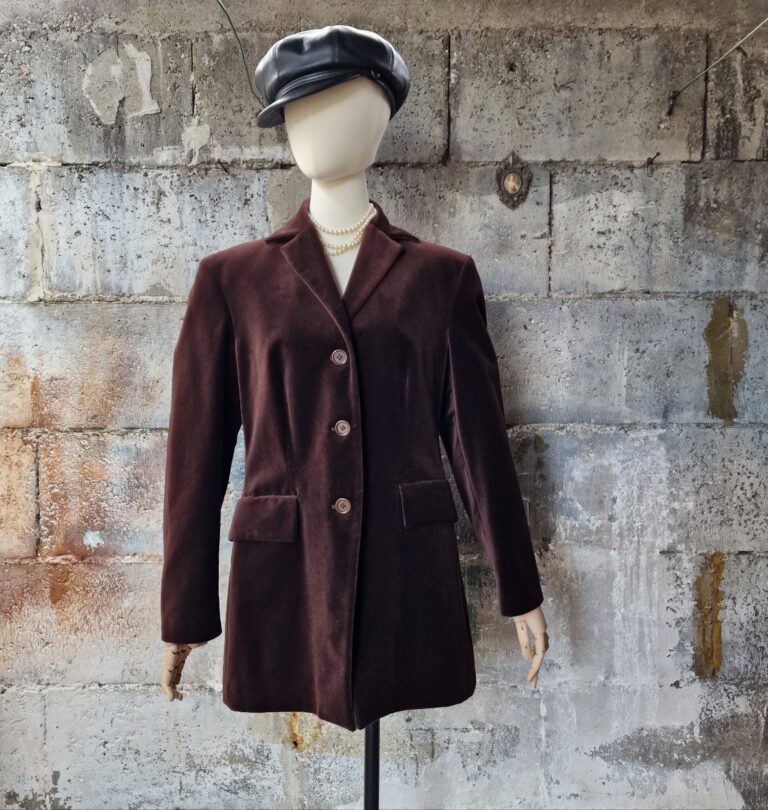 Giacca in vero velluto chocolate by Sisley