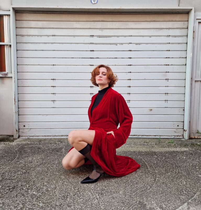 La Perla vestaglia in velluto rosso - immagine 5