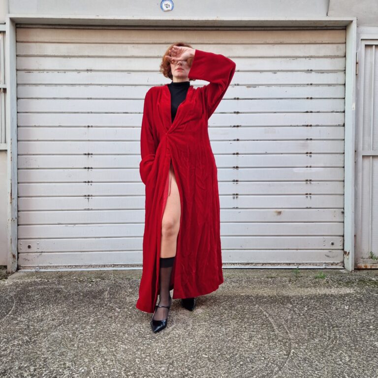 La Perla vestaglia in velluto rosso - immagine 2