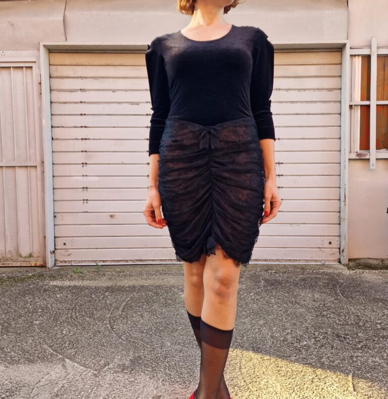 Moschino vintage dress velluto e pizzo - immagine 8