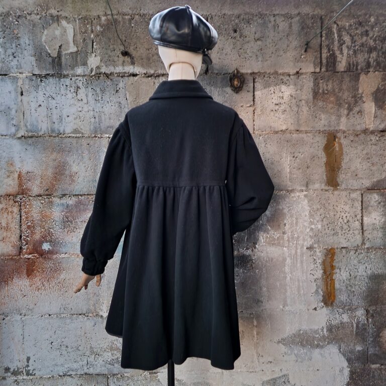 Cappotto vintage by Moschino - immagine 11
