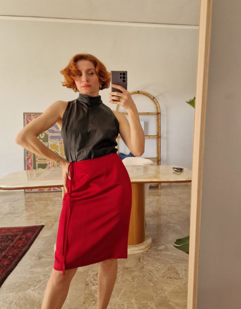Top in vera pelle sartoriale scollo americana - immagine 3