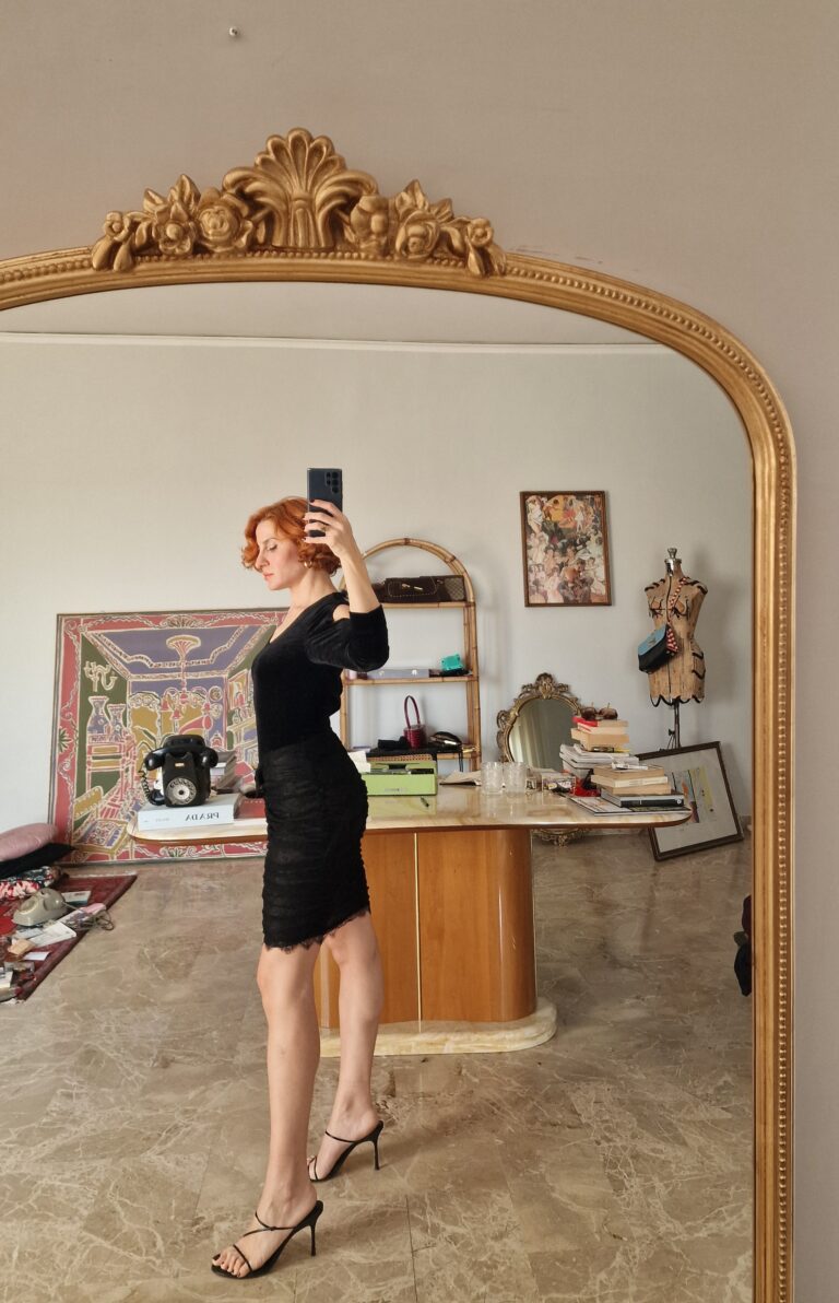Moschino vintage dress velluto e pizzo - immagine 5