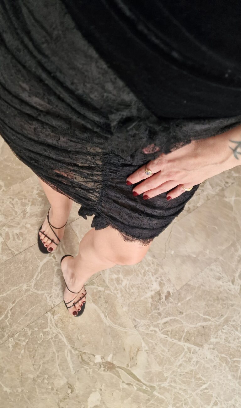 Moschino vintage dress velluto e pizzo - immagine 6
