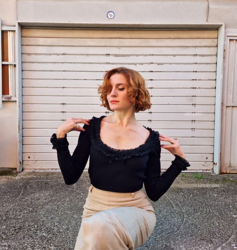 Maglia vintage con pizzo by Anna Molinari