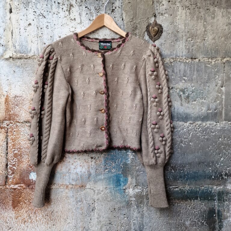 Cardigan tirolese Pura lana fatto a mano