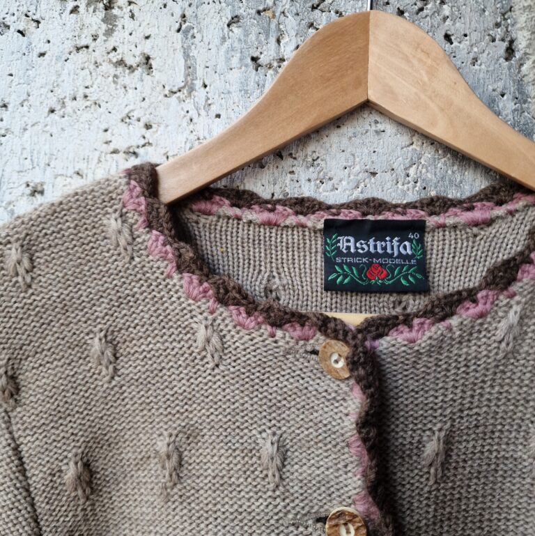 Cardigan tirolese Pura lana fatto a mano - immagine 6