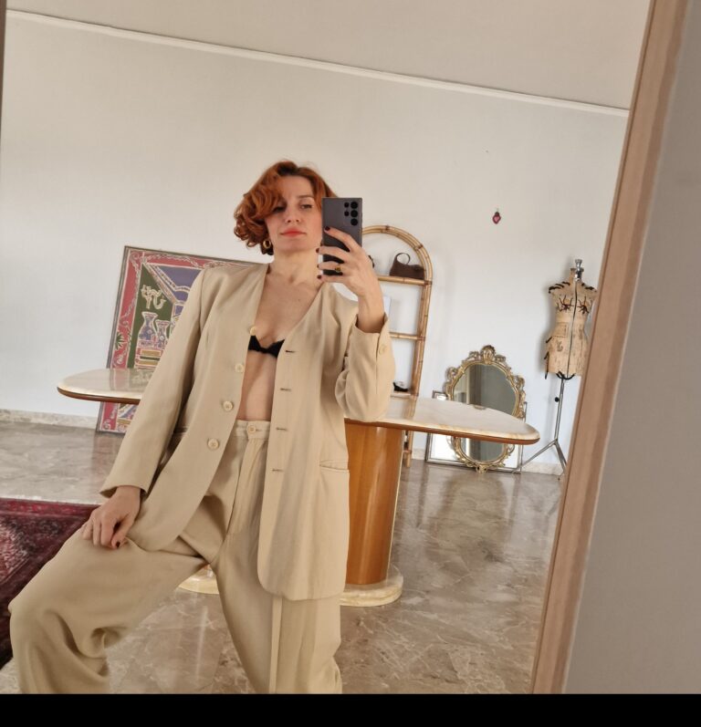 Tailleur vintage by Giorgio Armani - immagine 8