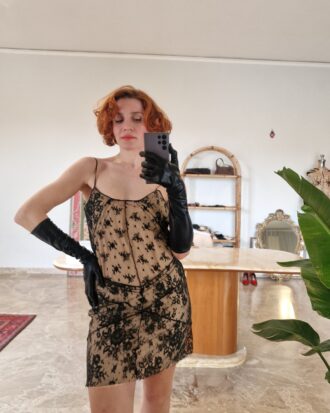 Abito pizzo by Alessandro Dell'Acqua
