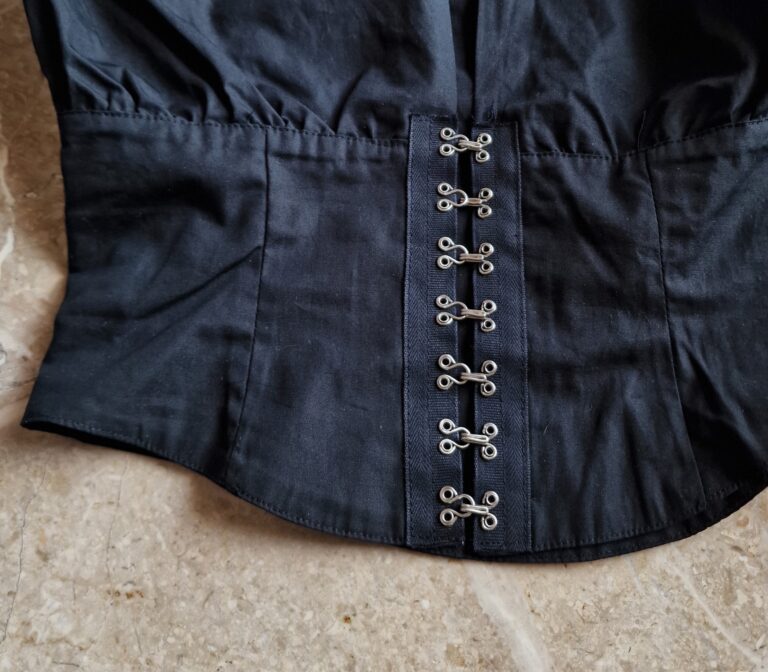 Camicia bustier nera by Love sex Money - immagine 5