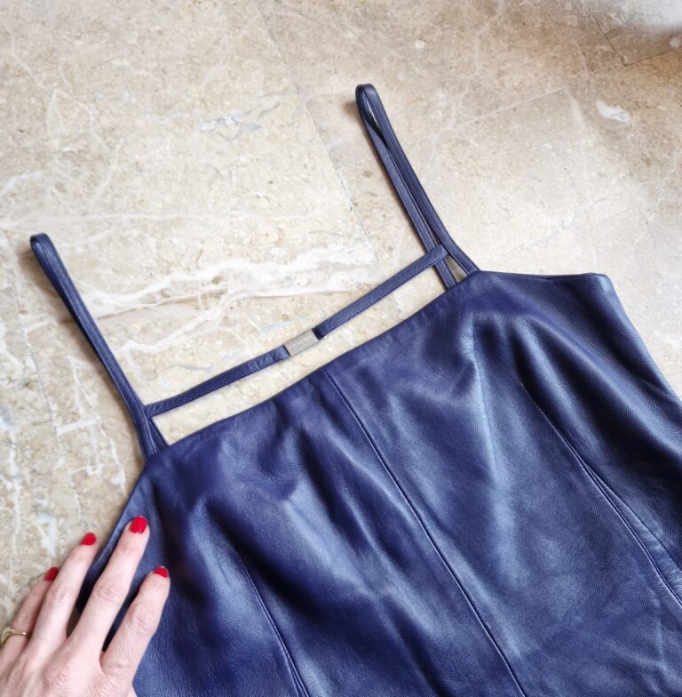 Purple leather dress by Versace jeans Couture - immagine 3