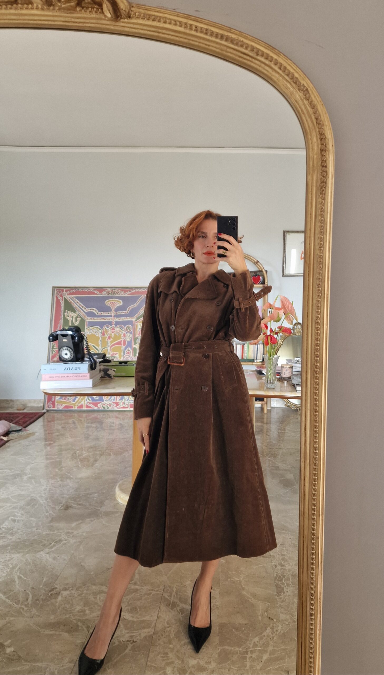 Trench vintage ma nuovo in velluto a costine chocolate tg 44 - immagine 3