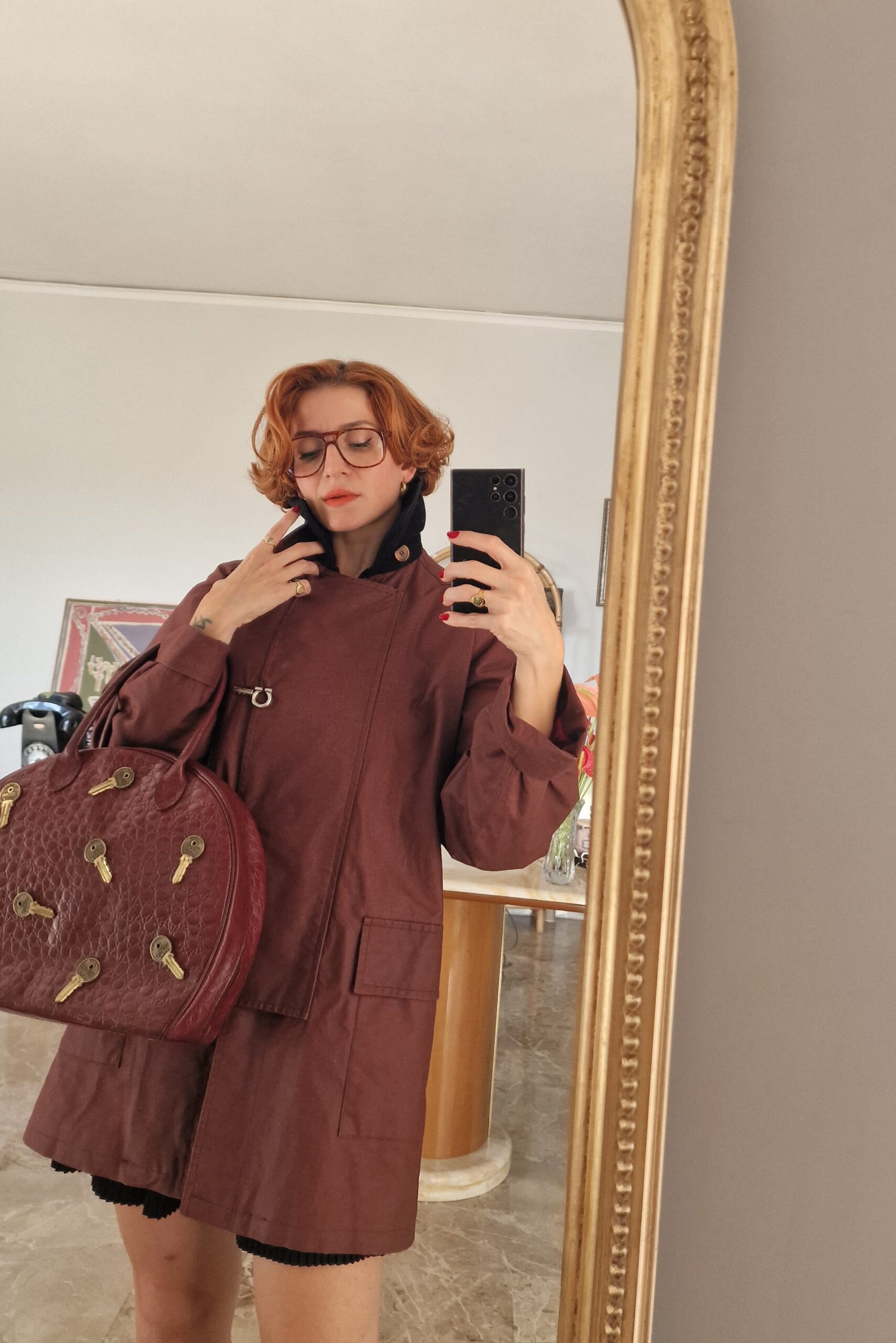 Moschino vintage Burgundy crocodile Key bag - immagine 3