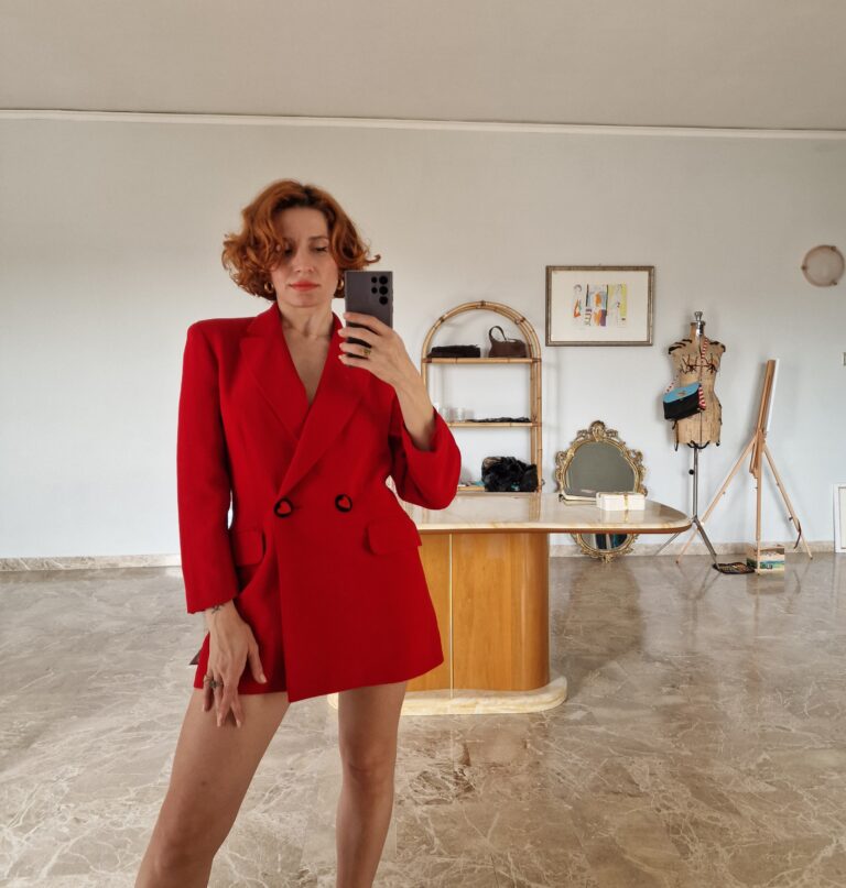 Tailleur vintage Moschino da collezione - immagine 2