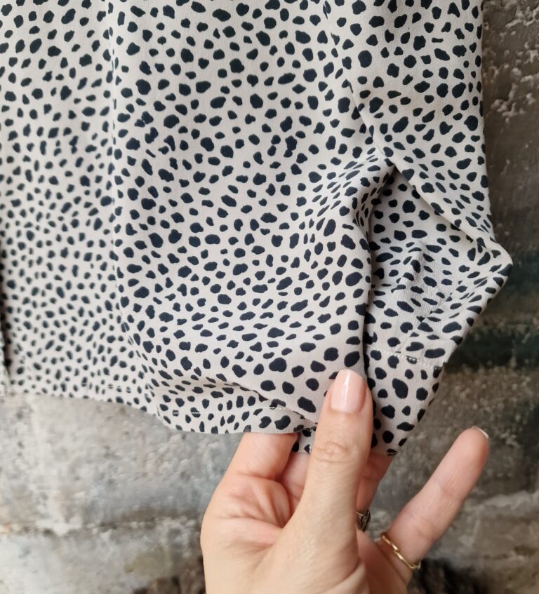 Camicia seta pattern animalier - immagine 3