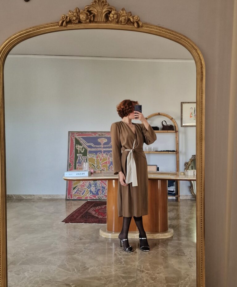 Abito vintage in Pura Seta incrociato - immagine 8