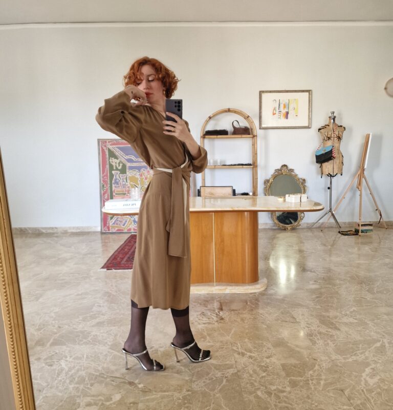 Abito vintage in Pura Seta incrociato - immagine 4