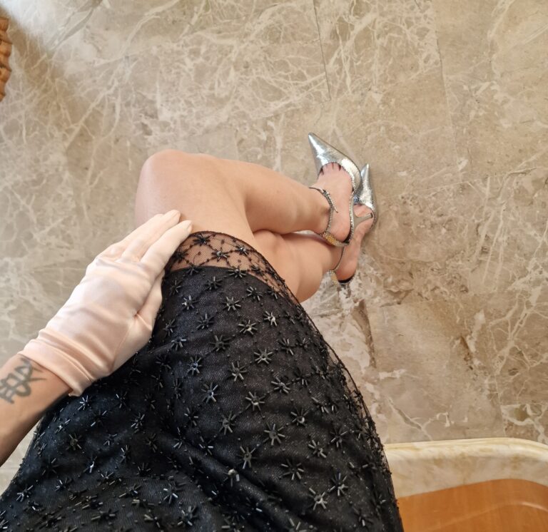Abito vintage paillettes e perline - immagine 8