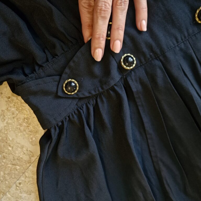 Giacca nera vintage drappeggiata - immagine 12