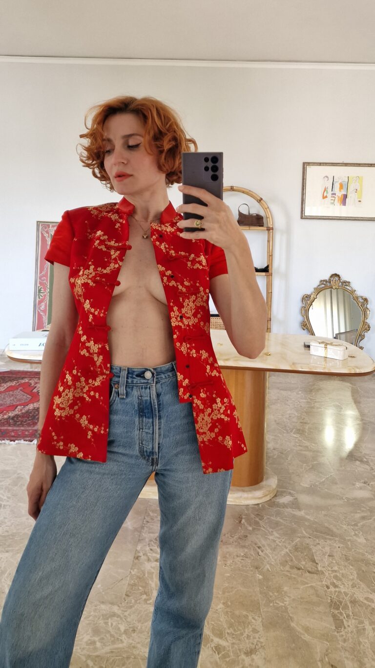 Giacca/Blusa sartoriale in Pura Seta rossa - immagine 6