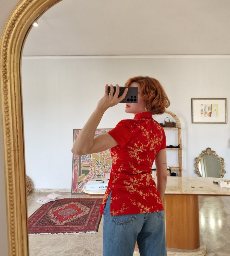 Giacca/Blusa sartoriale in Pura Seta rossa - immagine 5