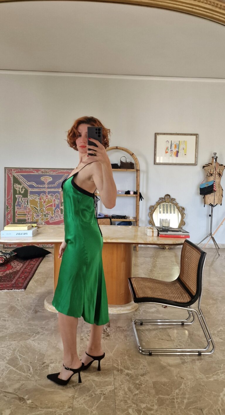 Abito sottoveste verde smerlando 100% Seta - immagine 4