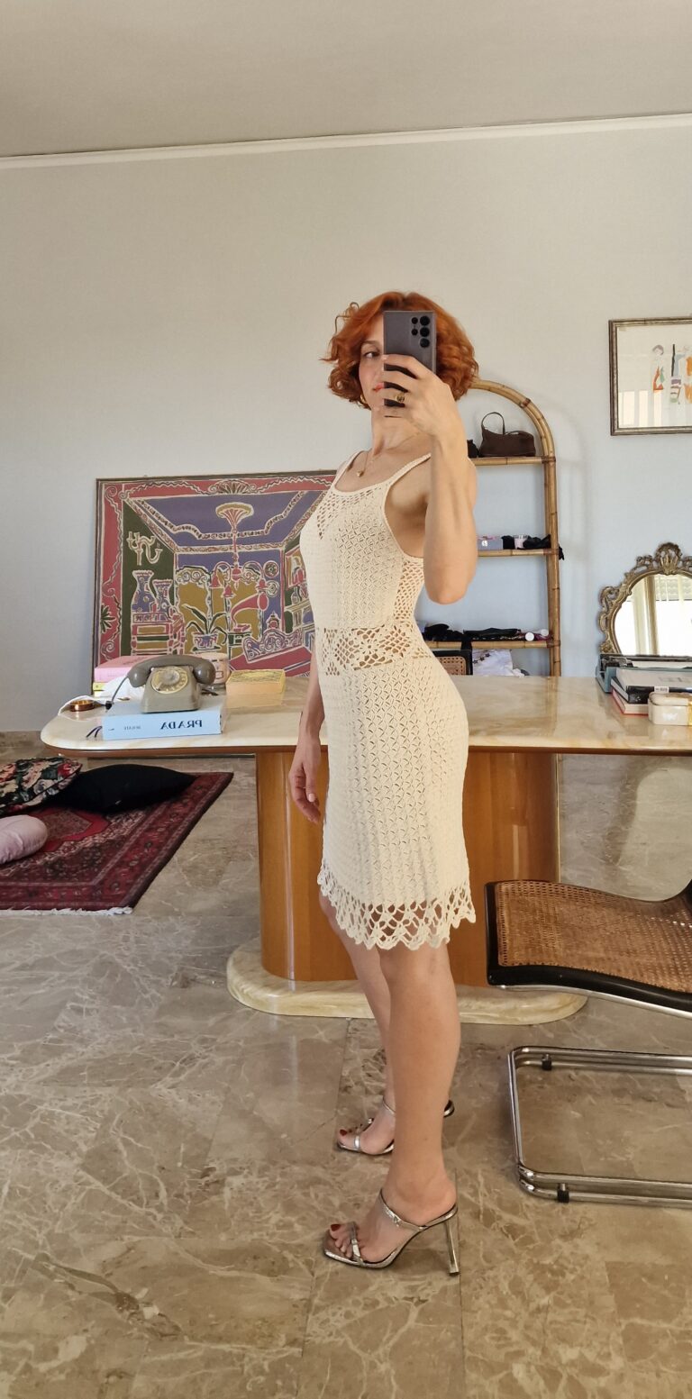 Abito crochet fatto a mano - immagine 3